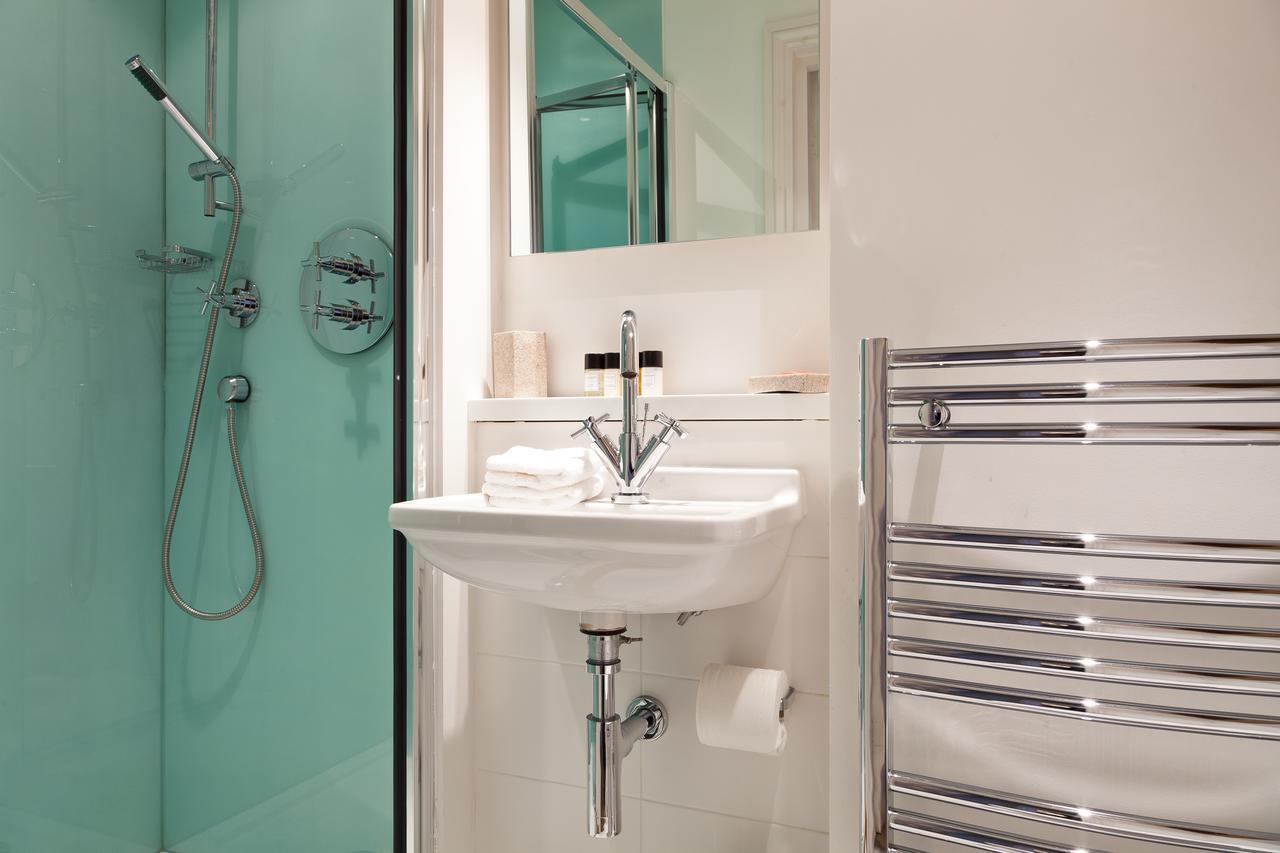 Blueprint Living Apartments - Doughty Street Londra Esterno foto